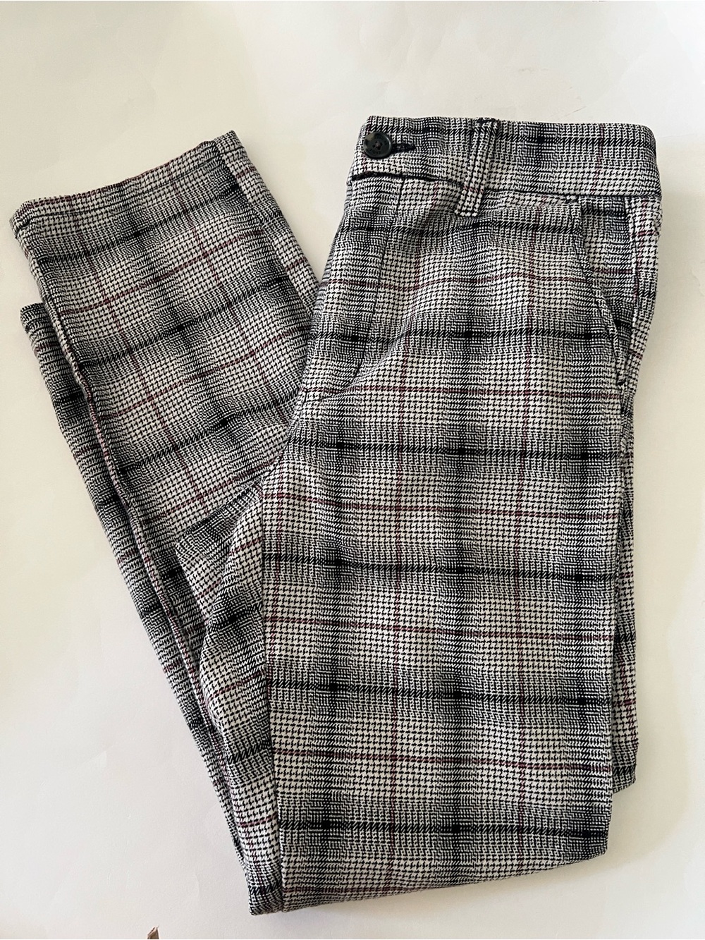 American Eagle Outfitters Gray and Black Glen Plaid Stretch Pants, Size 4